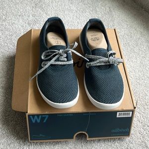 Never worn, in box Tree Skipper All Birds, Kauri Navy, size 7